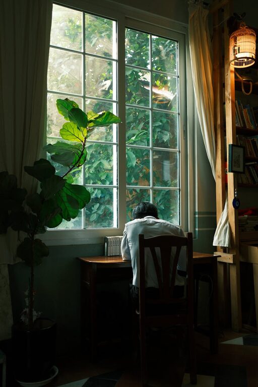 Easy Ways to Add Nature to Your Workspace for a Calmer Day