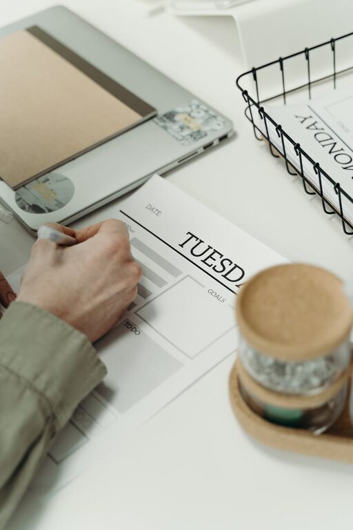 How to Set Realistic Weekly Goals for Steady Progress